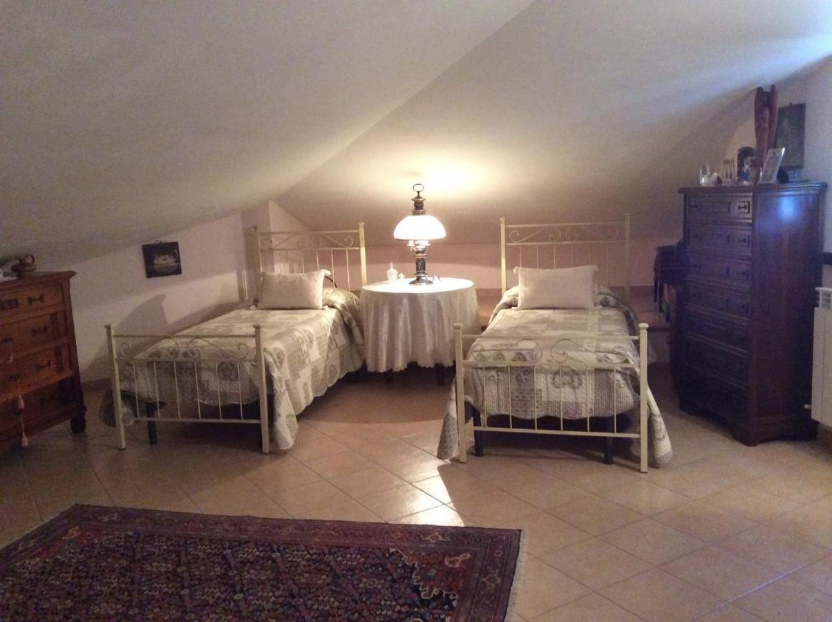 B&B Mikigio Mondavio Extérieur photo